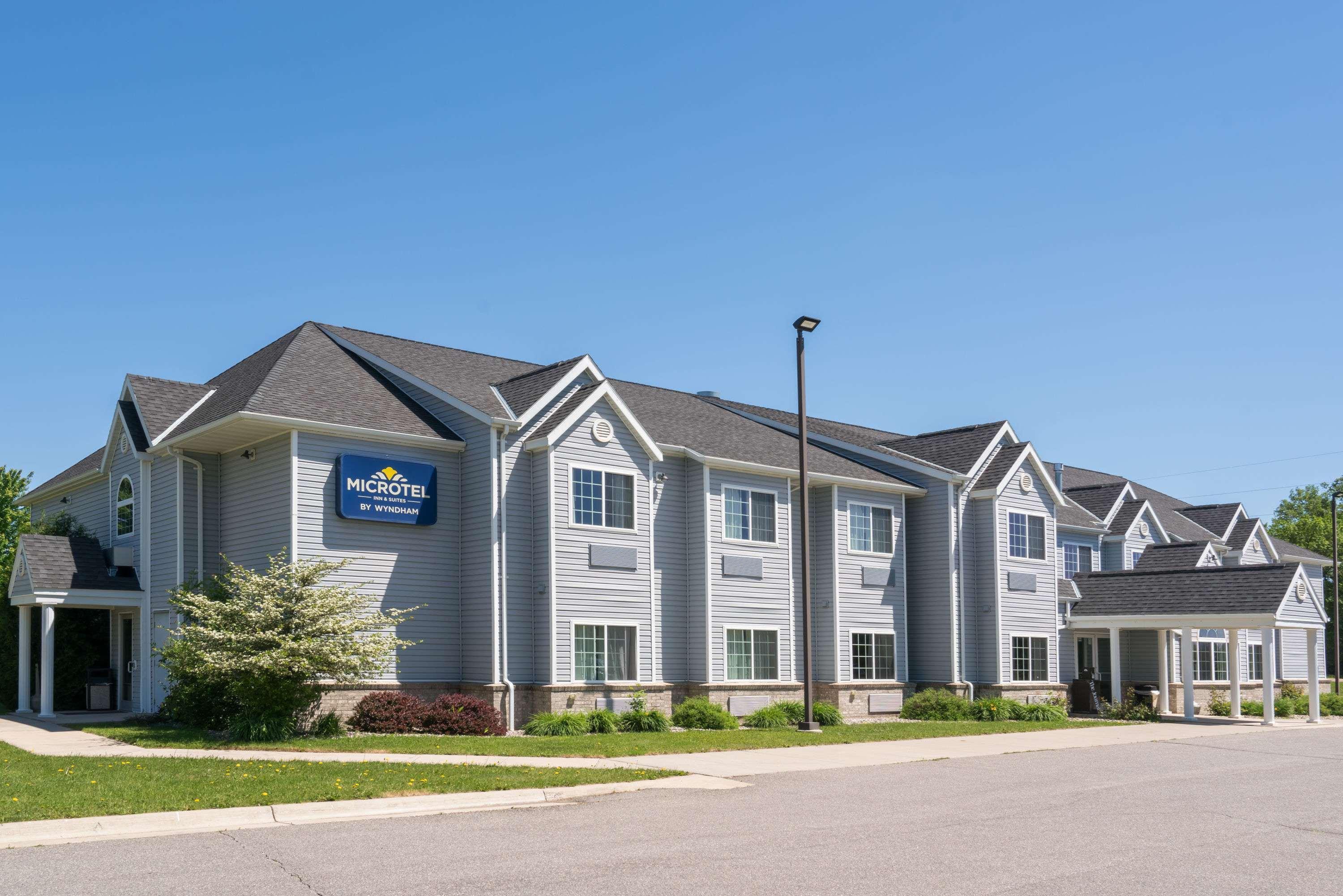 Microtel Inn & Suites By Wyndham Springfield Exterior photo